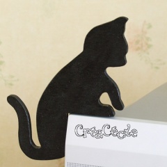 Chat noir d'angle (gauche)
